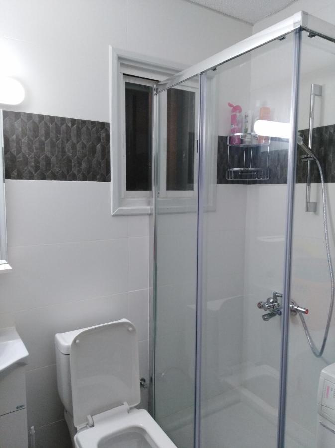 Larnaca, Pervolia 1 bedroom seaside apartment Bagian luar foto
